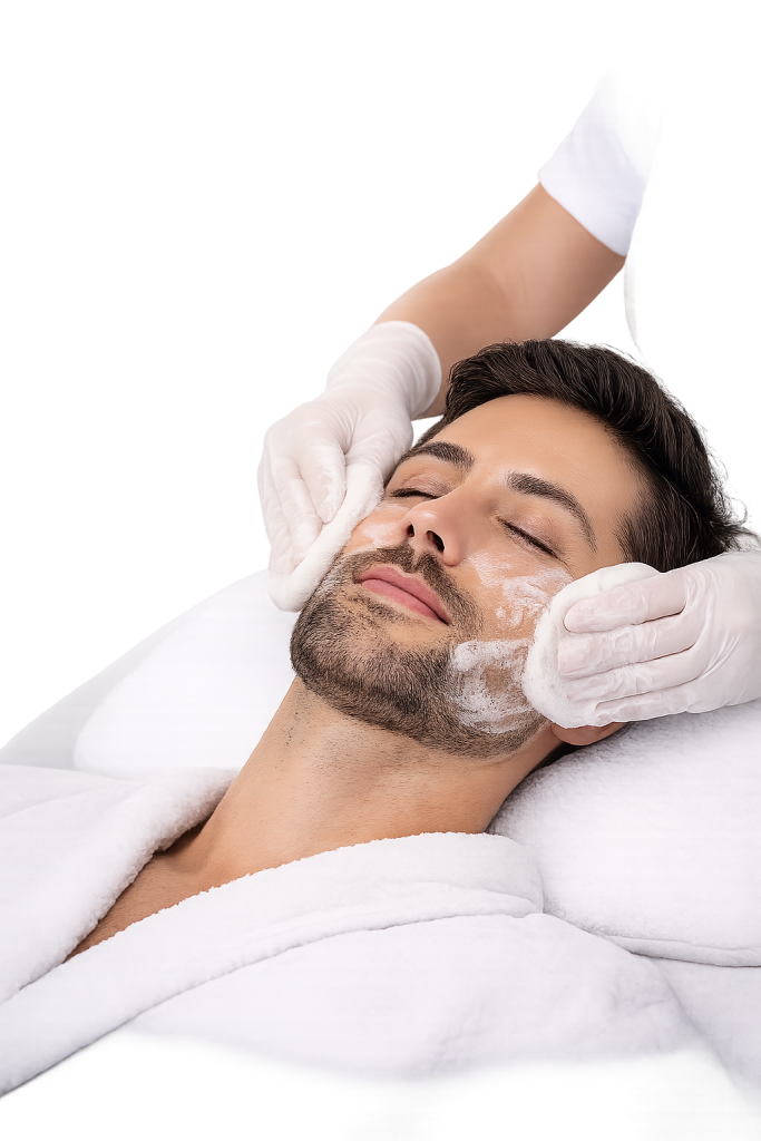 Limpieza facial para caballero en Málaga con eliminación de impurezas y piel limpia y fresca.