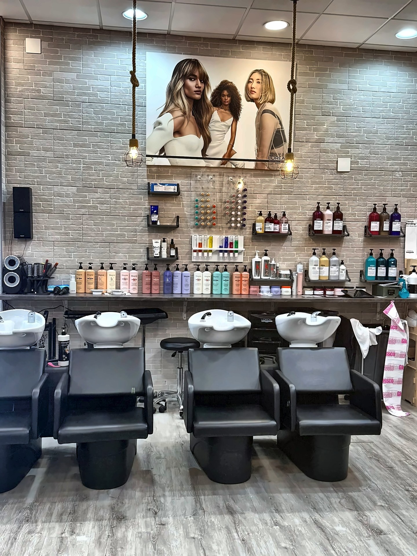 Lavacabezas profesionales L'Oréal peluquería Málaga